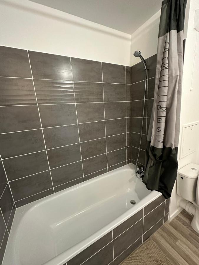 סרסל Agreable 2 Pieces Avec Balcon Et Parking Transports By Immo Kit Bnb מראה חיצוני תמונה