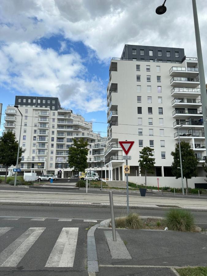 סרסל Agreable 2 Pieces Avec Balcon Et Parking Transports By Immo Kit Bnb מראה חיצוני תמונה