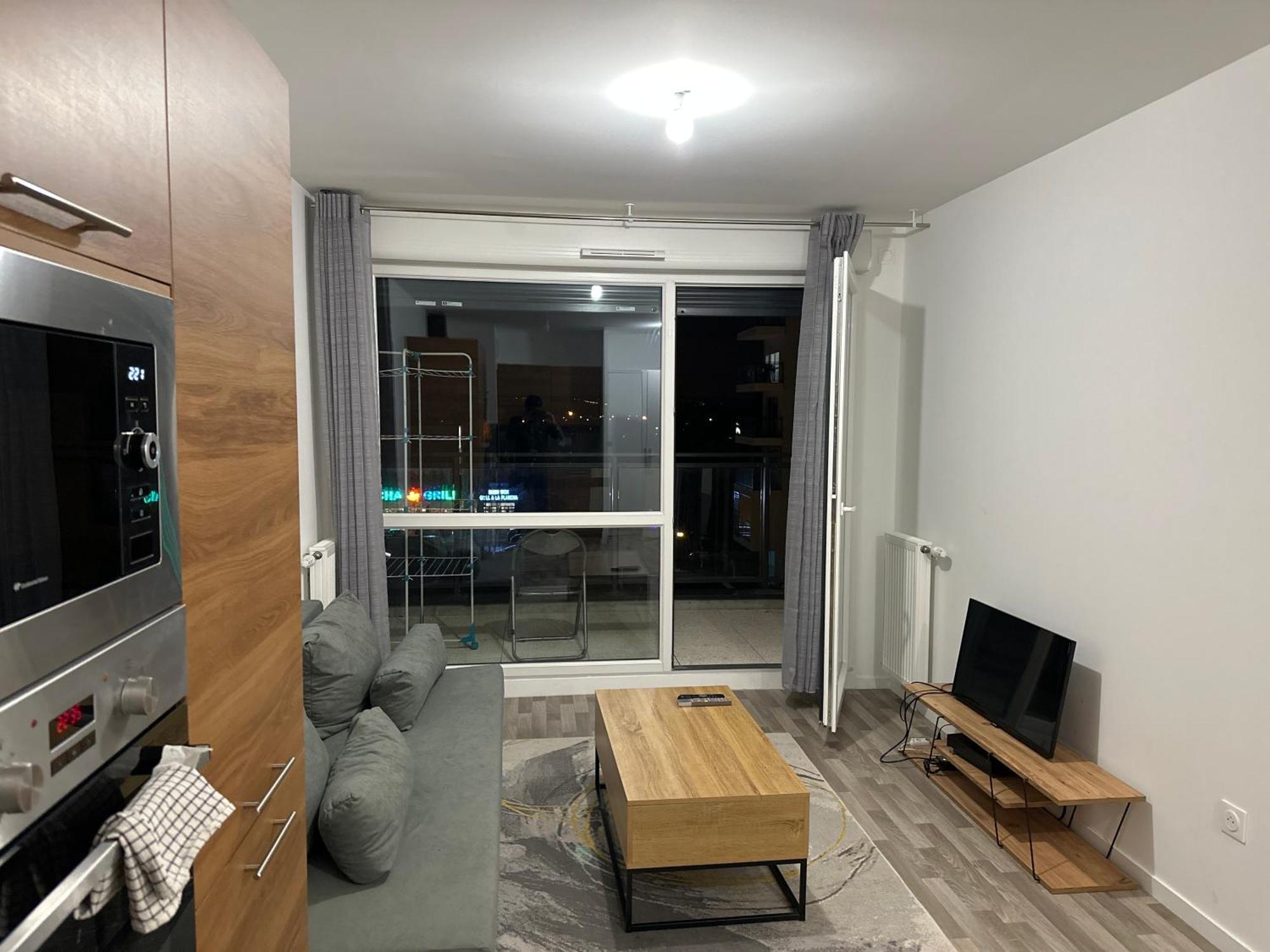 סרסל Agreable 2 Pieces Avec Balcon Et Parking Transports By Immo Kit Bnb מראה חיצוני תמונה